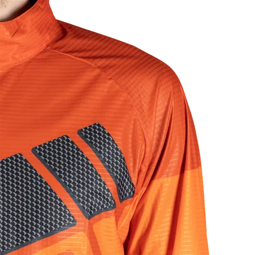 Manches ergonomiques