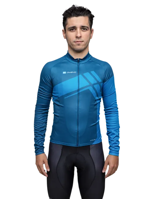  Le modèle mesure 173 cm  cm et porte une taille  5