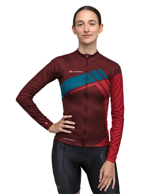  Le modèle mesure 175 cm et porte une taille  S1