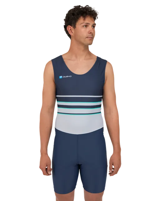  Le modèle mesure 190 cm et porte une taille  7 Long