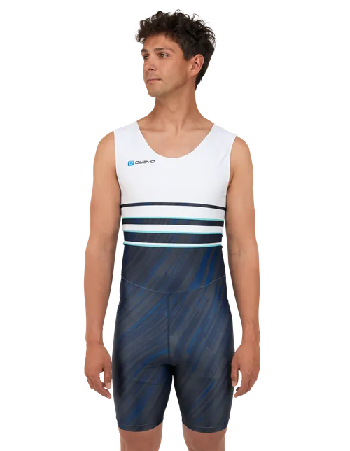  Le modèle mesure 190 cm et porte une taille  7 Long