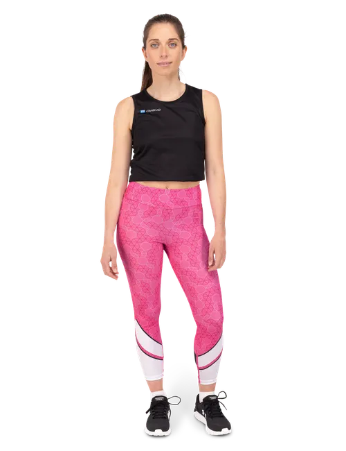  Le modèle mesure 165 cm et porte une taille  S2